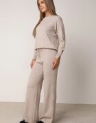 m&d fashion Set din tricot cu vâscoză pantaloni drepți și pulover cu detaliu la manșete Vivolo Bej Bej