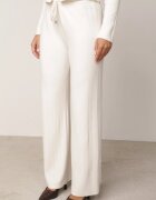 m&d fashion Set elegant din tricot cu model în relief cu vâscoză cardigan și pantaloni Denorra Bej