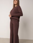m&d fashion Set tricotat: bluză și pantaloni cu croială dreaptă în talie elastică cu vâscoză Lirette Maro
