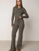 m&d fashion Set tricotat cu vâscoză în dungi pantaloni și pulover cu guler tip tunică și fermoar Taraliel Verde închis