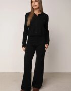 m&d fashion Set tricotat cu vâscoză pantaloni drepți și bluză cu fermoar și glugă Alverna Negru