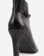 m.daszynski Botine Negre