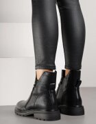 m.daszynski Botine Negre