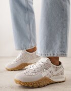 maira Adidași Gri cu Talpă Abstractă cu Relief și Curele Decorative Emaliane