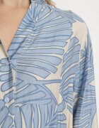 maja studio Rochie albastru deschis din viscoză cu croială evazată cu frunze Rivvesa