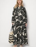 maja studio Rochie Neagră Viscoză Evazată cu Imprimeu Frunze Rivvesa
