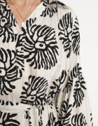 maja studio Rochie Neagră Viscoză Oversize cu Model Etnic cu Curea Legată Florseki