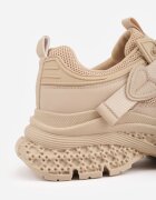 marquiiz Sneakers pe talpă groasă cu embosări și aplicație în formă de inimă Farina Bej închis