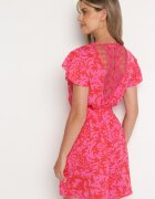 melya by melody Rochie fuchsia cu mânecă scurtă decorată cu plasă la decolteu cu o curea din material Meada