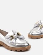  Mocasini Argintii cu Fundă Decorativă Olevin