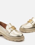  Mocasini Aurii cu Cataramă Elegantă Salves