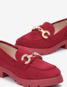  Mocasini Vișinii slip-on din imitație de piele întoarsă cu talpă plată și ornament metalic Aricka