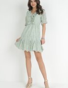 moni&co Rochie Verde din țesătură ajurată cu elastic în talie și volane Culissa