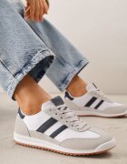 mulanka Adidași Albi cu Model Geometric Jannata