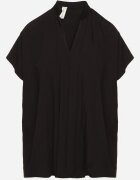 new collection Bluză Neagră oversize cu croială liliac din viscoză cu decolteu în V Davilisa