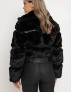 new collection Jachetă Neagră Blănoasă cu Curea Decorativă Sirunis
