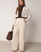 new collection Pantaloni Bej deschis Eleganti cu croi larg Kahinuni