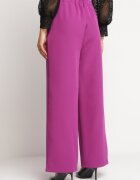 new collection Pantaloni Elegante Violet cu Croială Largă Kahinuni