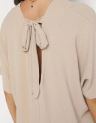 new collection Rochie bej cu croială liliac cu legătură la spate Miken