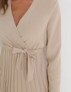 new collection Rochie Bej Plisată cu Decolteu Petrecut și Curea Minesia
