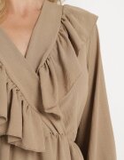 new collection Rochie Evazată Bej închis cu croială petrecută și volane Celonara