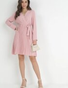 new collection Rochie Roz închis Plisată cu Decolteu Petrecut și Curea Minesia