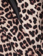 new collection Sacou bej cu mâneci 3/4 cu imprimeu leopard și revere decorative Dittia