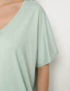 new collection Tricou Verde deschis din Vâscoză cu Croi Lăbat Liosma