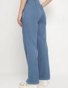  Pantaloni Albaștri