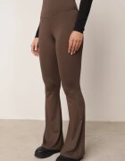  Pantaloni Maro