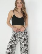  Pantaloni negri cu flori din viscoză Eleanie