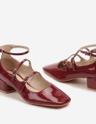  Pantofi cu toc mic Bordeaux cu trei curele decorative și catarame Amantia