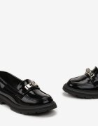  Pantofi negri Mocasini cu Cataramă Decorativă Kahtarii