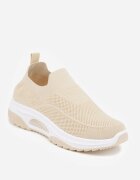  Pantofi sport bej slip-on cu talpă compensată cu perforații Mellarina