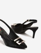  Pantofi stiletto Negri decupați la spate cu aplicație metalică Vlitina