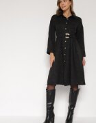 pretty Rochie Neagră tip cămașă cu curea cu cataramă Evelmio
