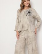 pretty Set Bej Bluză cu Tiv Evazat și Aplicație Floare și Pantaloni Largi Ravirisa