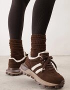 purlina Sneakers izolați cu blană artificială pe talpă masivă Aceria Maro