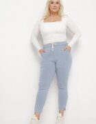 queene Pantaloni Skinny albastru deschis cu șnur în talie și buzunare Irfana