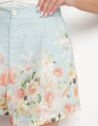 retro & icone Pantaloni scurți Albaștri cu Talie Înaltă cu Imprimeu Floral Nemolla