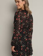 retro & icone Rochie Cloș Neagră Cambrată Florală cu Mâneci cu Manșete elastice Everia