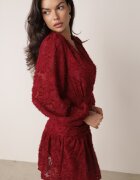 retro & icone Rochie de Dantelă Bordo cu Decolteu Petrecut și Pliuri Labisse