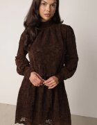 retro & icone Rochie de seară din dantelă cu șarfă la decolteu Orfalia Maro