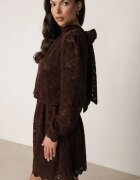 retro & icone Rochie de seară din dantelă cu șarfă la decolteu Orfalia Maro
