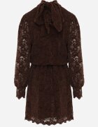retro & icone Rochie de seară din dantelă cu șarfă la decolteu Orfalia Maro