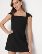 retro & icone Rochie Elegantă Neagră cu Decolteu Pătrat Melretia