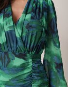 retro & icone Rochie Mini Verde cu tiv drapat cu volan și decolteu petrecut Elissea