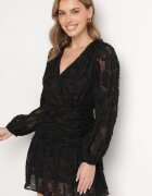 retro & icone Rochie neagră de dantelă cu decolteu petrecut și drapaje Labisse