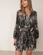 retro & icone Rochie Negru-Alb Cloș Mini Petrecută cu Curea și Volane cu Model Abstract Aintersa