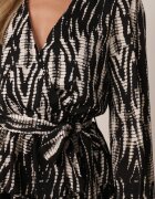 retro & icone Rochie Negru-Alb Cloș Mini Petrecută cu Curea și Volane cu Model Abstract Aintersa